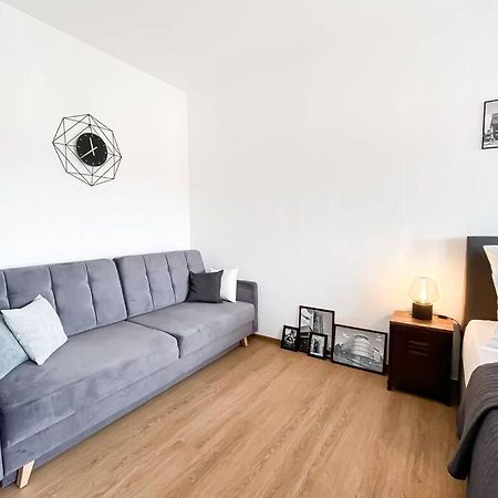Luxus-Apartment In Leipzig Mit Privat-Parkplatz ภายนอก รูปภาพ