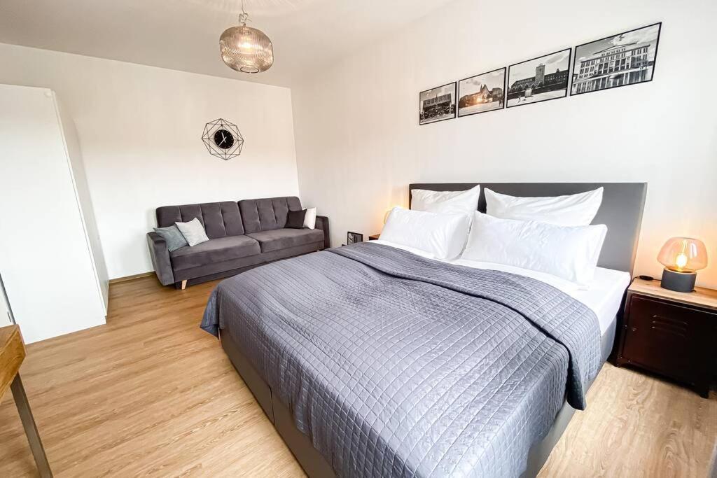 Luxus-Apartment In Leipzig Mit Privat-Parkplatz ภายนอก รูปภาพ
